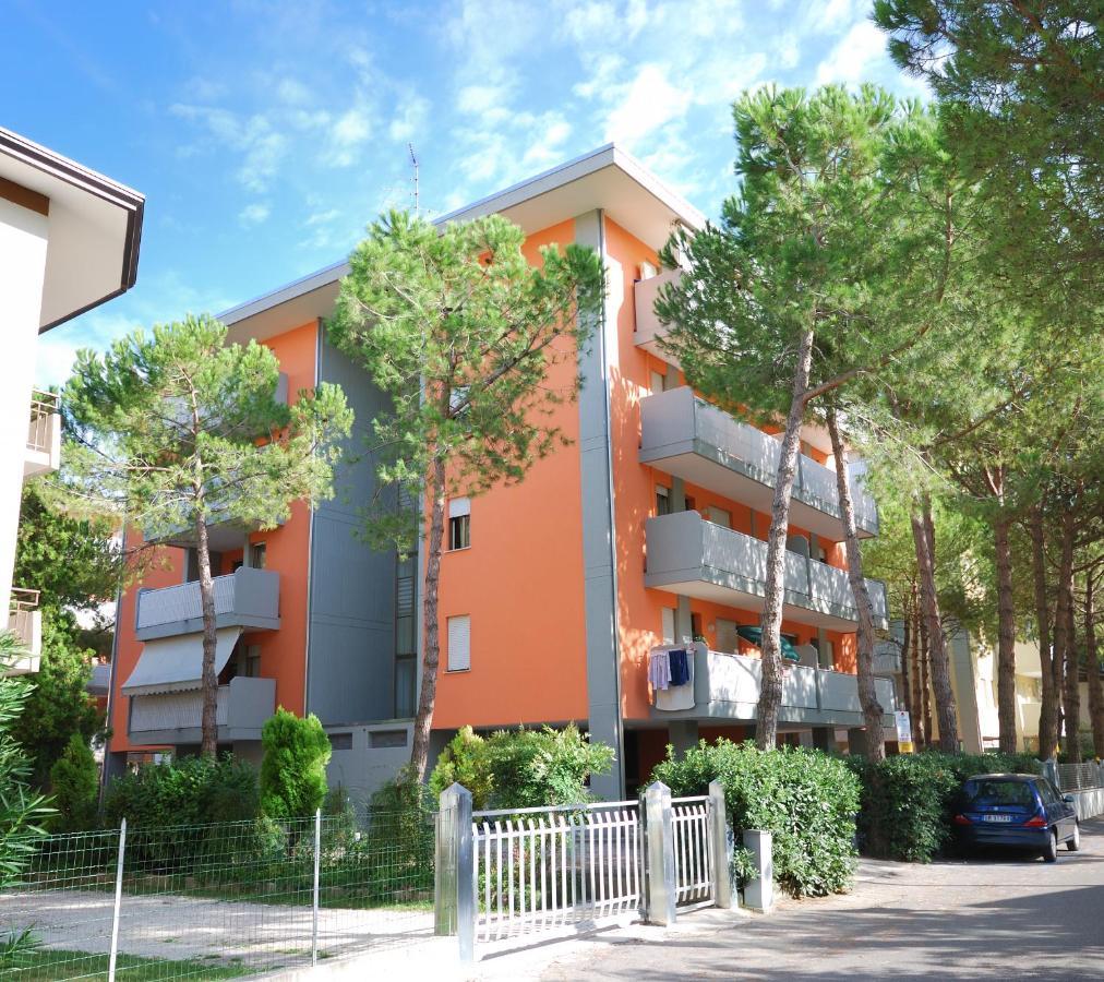 Condominio Tiziano B Bibione Exterior photo